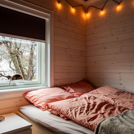 Huset Pa Plassen Sogndal Exterior foto